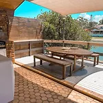 Studio Fran - Port Macquarie Canals