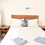 Port O\'Call Motel