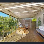 Harrys @ Shelly Beach - Family Home With Pool