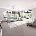 Harrys @ Shelly Beach - Family Home With Pool