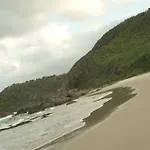 Azura Beach House B&B