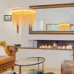 Riverside Breeze - Luxury Family Retreat With Pool