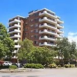 Macquarie Towers 16