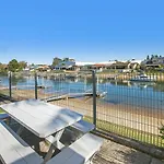 31 Cornwallis Close