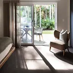 Tallowwood House Luxury Bed & Breakfast