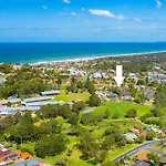 Alkira - Comfy Home With Pool