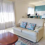 Wattle Court 1