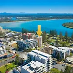 Tasman Towers Penthouse Apt 21