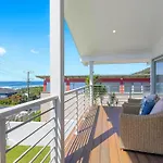 Laze At Lighthouse - Family Home With Pool, Heated Pool Oct To Mar