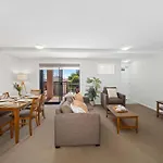 205 South Pacific Apartment - Pool And Aircon