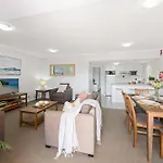 205 South Pacific Apartment - Pool And Aircon