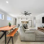 Manor Lane Retreat