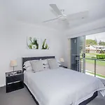 Escape At Nobbys Executive Townhouse 1 74 Pacific Drive