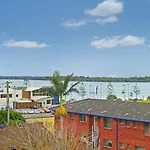 Sandpiper 9 25 Waugh Street
