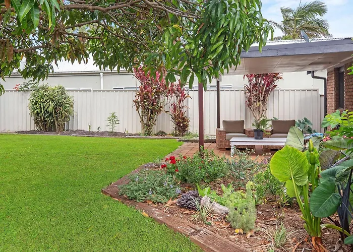 4 Shelly Beach Road