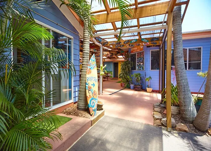 Ozzie Pozzie Backpackers