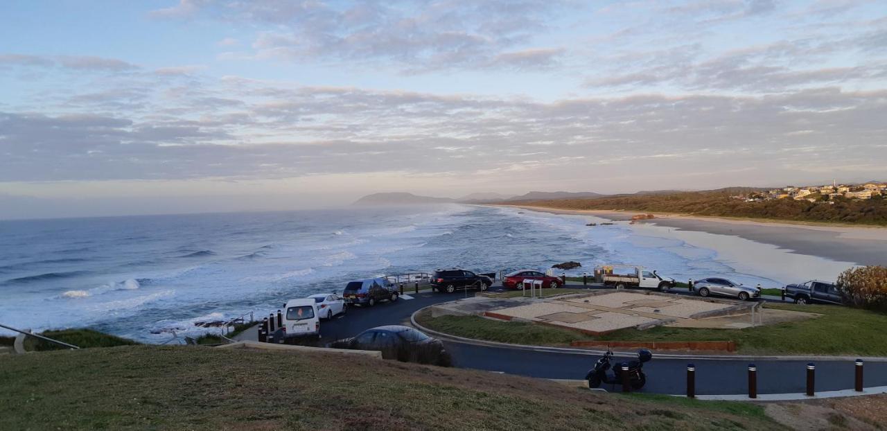 Twin Palms Holiday House At Lighthouse * Port Macquarie