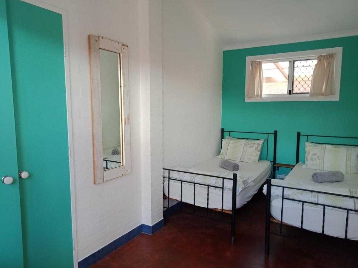 Ozzie Pozzie Backpackers - Yha