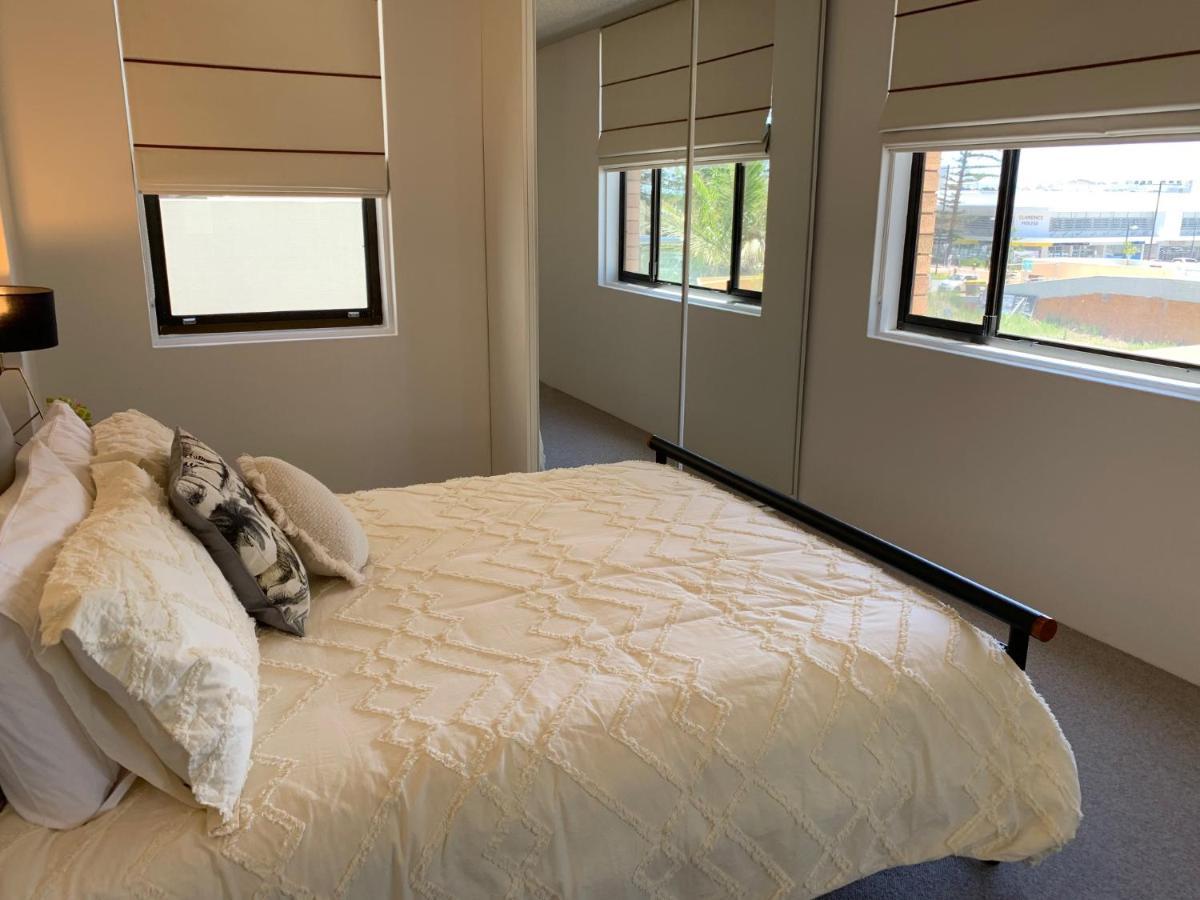 T4 Tasman Towers Apt 4 - Central *