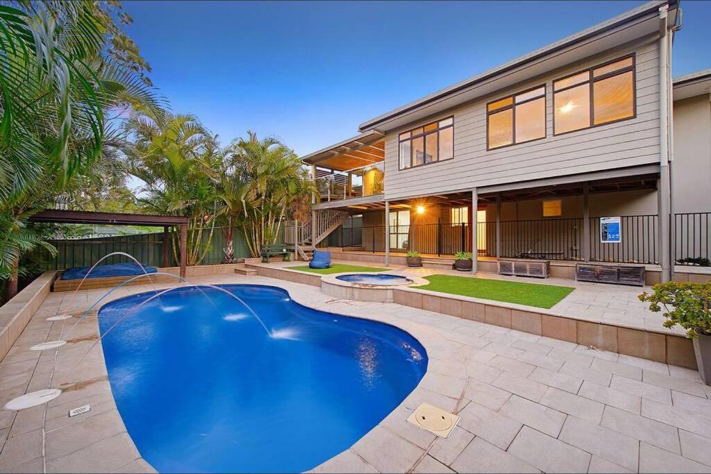 Harrys @ Shelly - Family With Pool Holiday home Port Macquarie