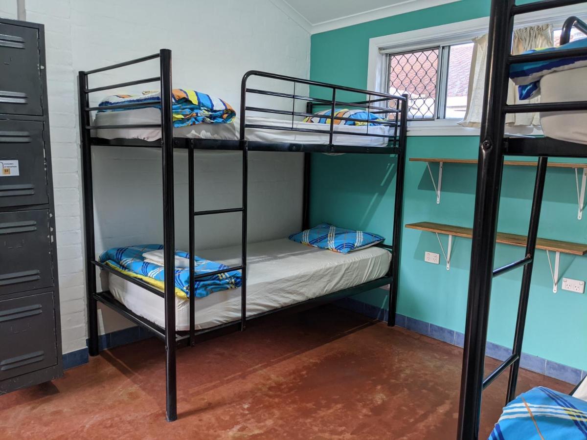 Ozzie Pozzie Backpackers - Yha Hostel