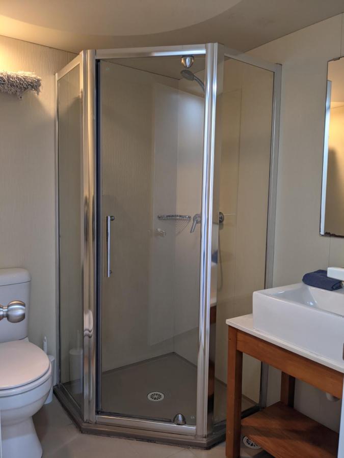 Ozzie Pozzie Backpackers - Yha