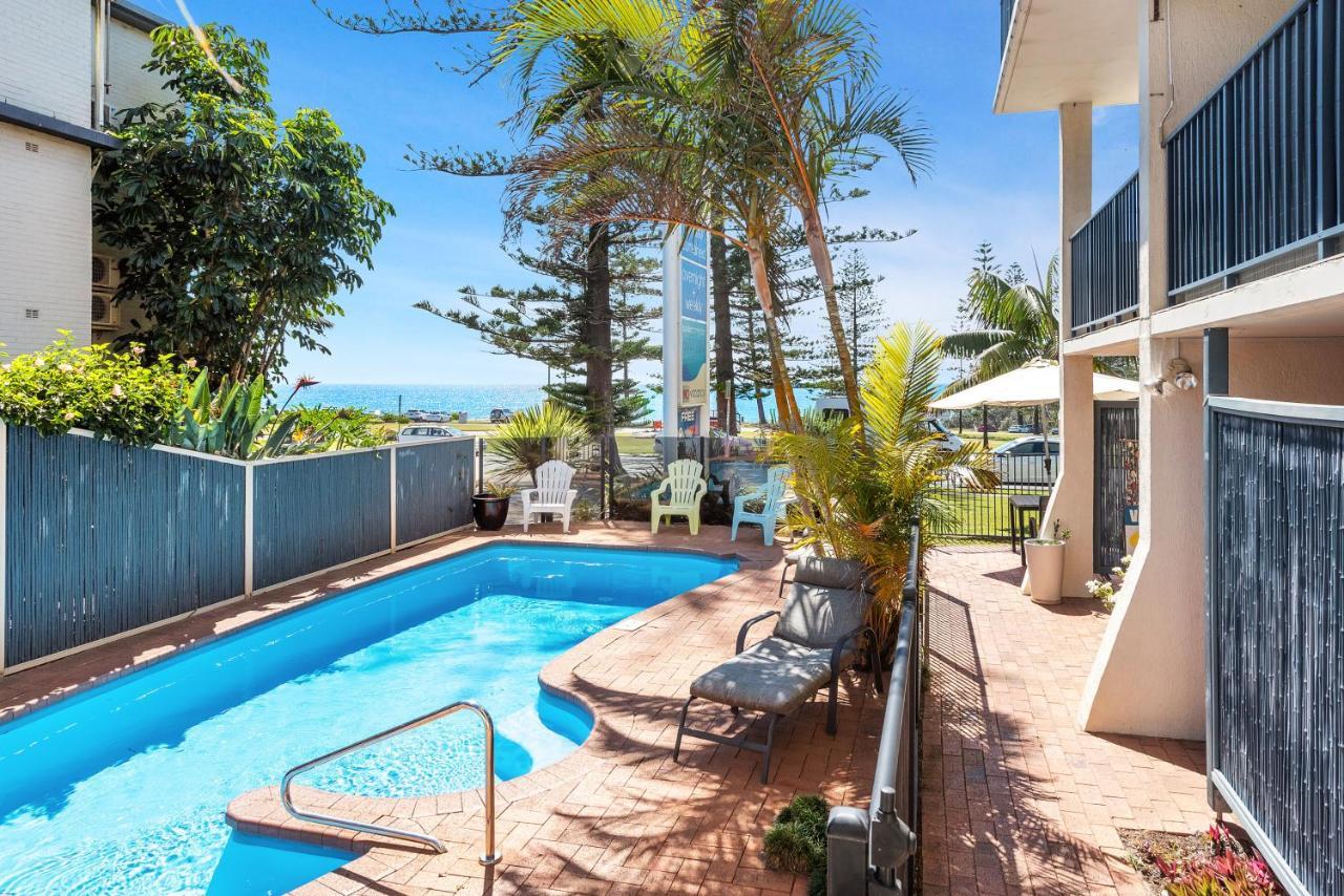 Beach House Holiday 3*