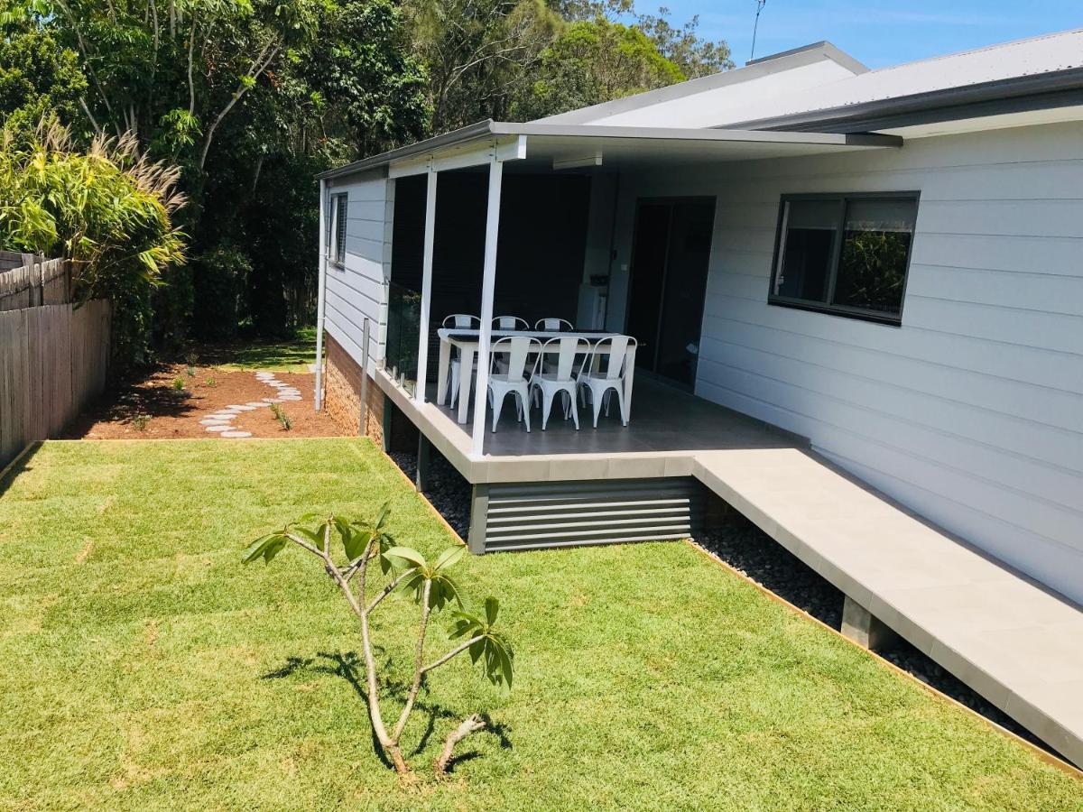 Holiday home Sunnyside Retreat: Beachside Haven With Ocean Sounds *