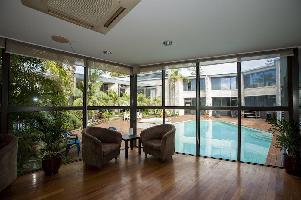 Motel Palm Court Motor