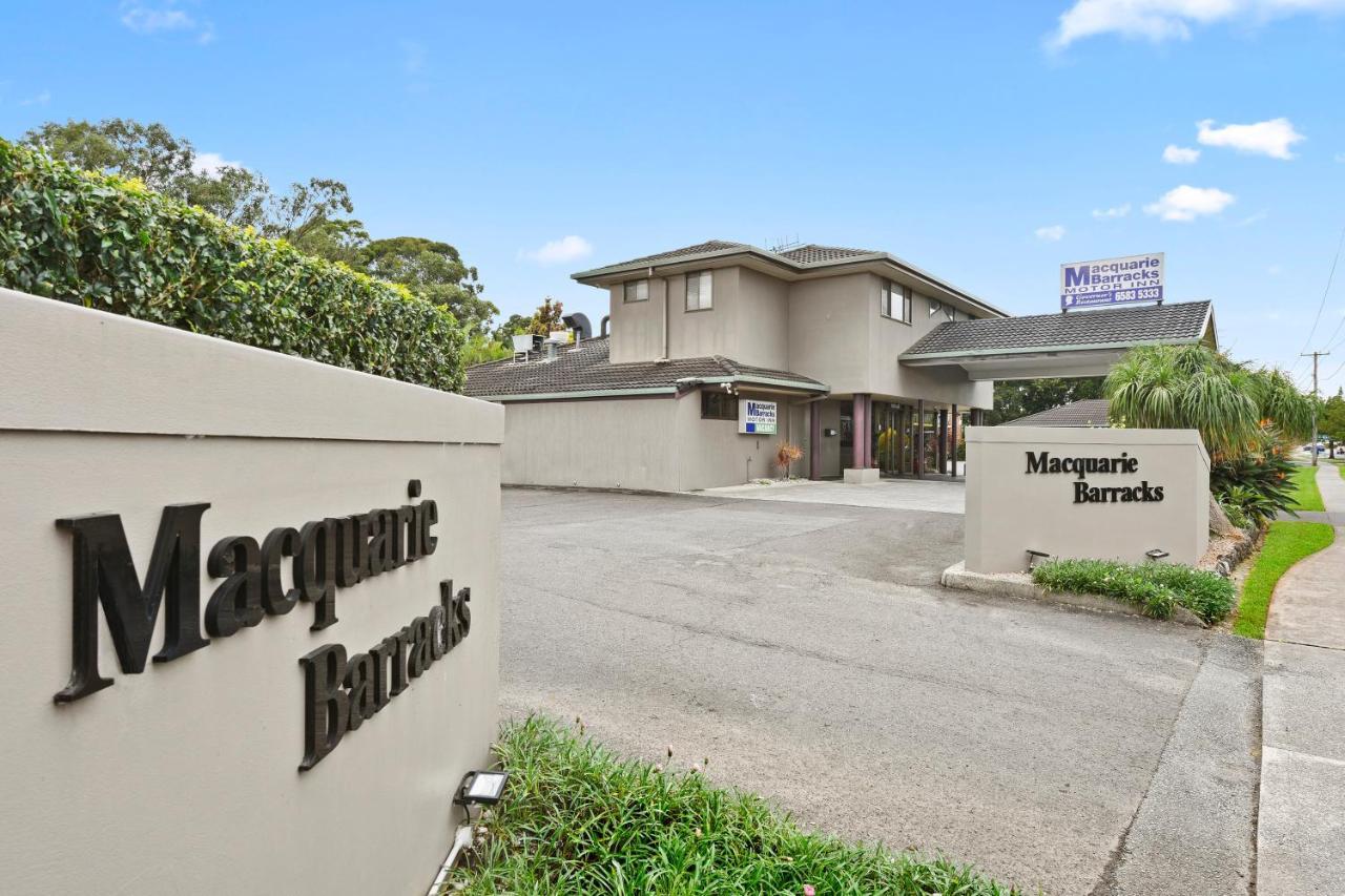 Macquarie Barracks Motor 4*