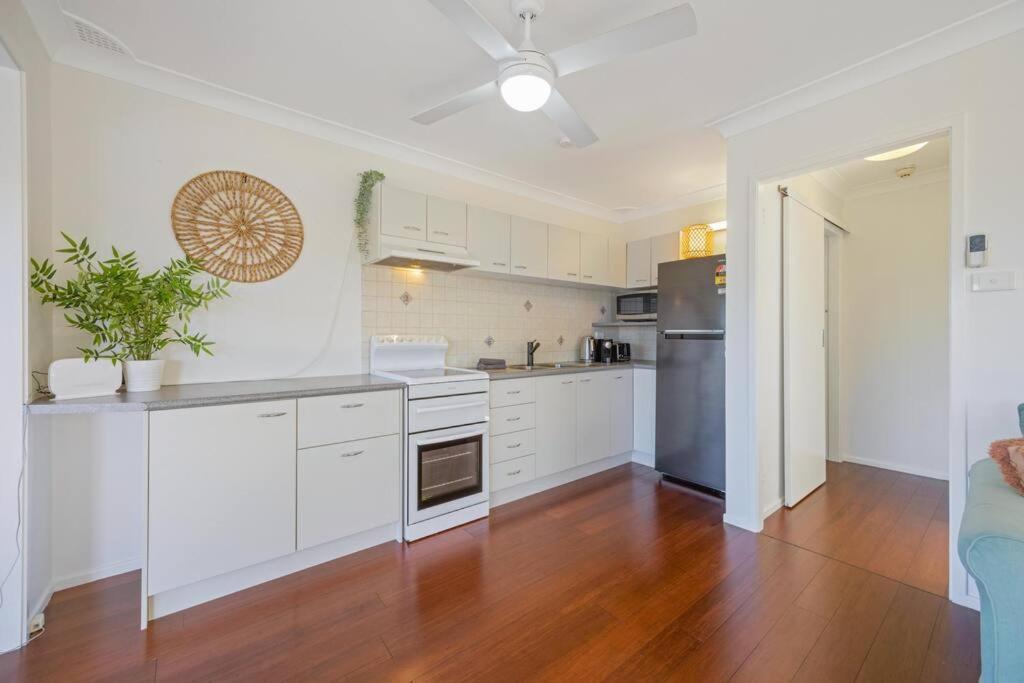 Apartment Coastal Vibes At Lighthouse - Beachfront