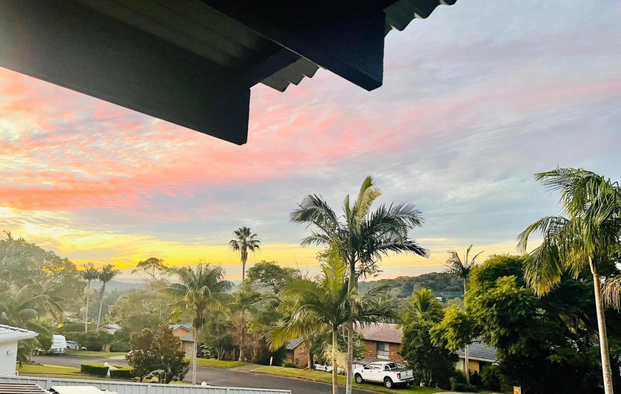 5 Oclock Somewhere 6br Sleeps 18 With Kids Retreat Port Macquarie