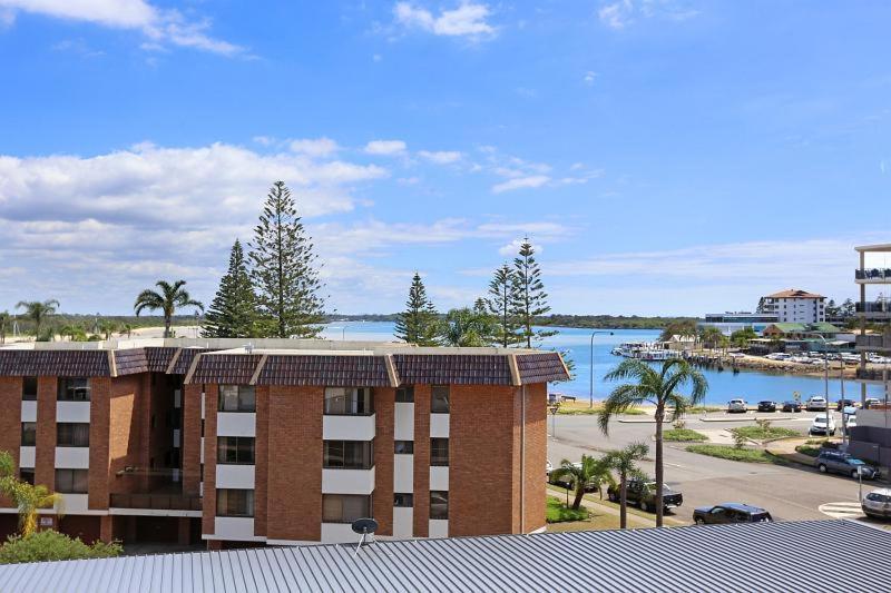 Macquarie Towers 16 Port Macquarie