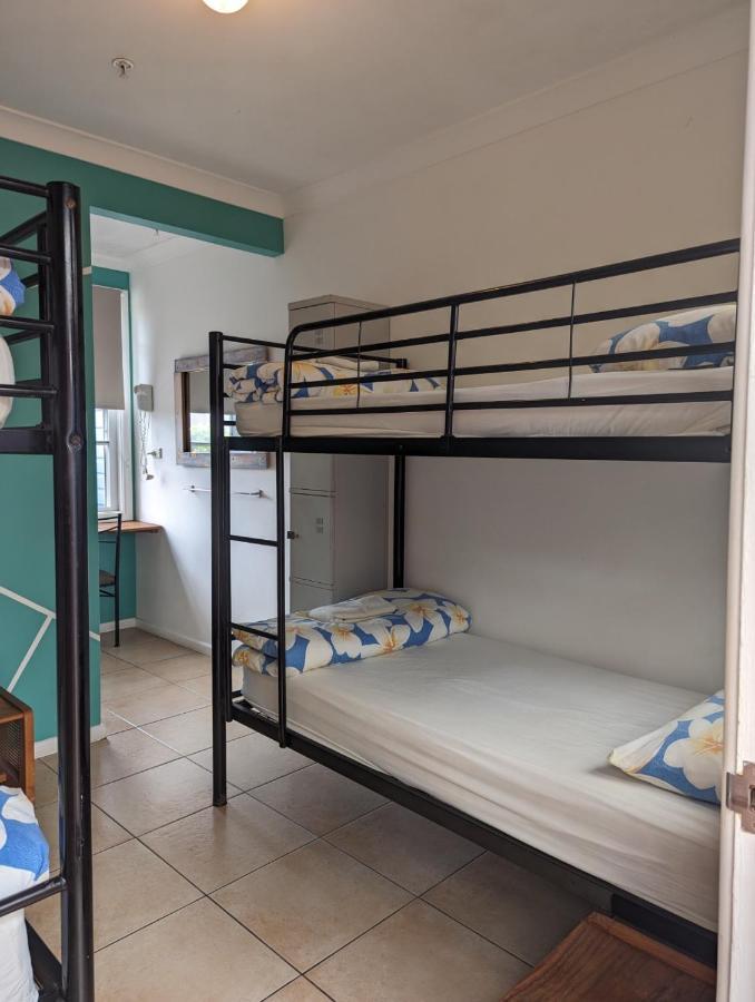 Ozzie Pozzie Backpackers - Yha Hostel