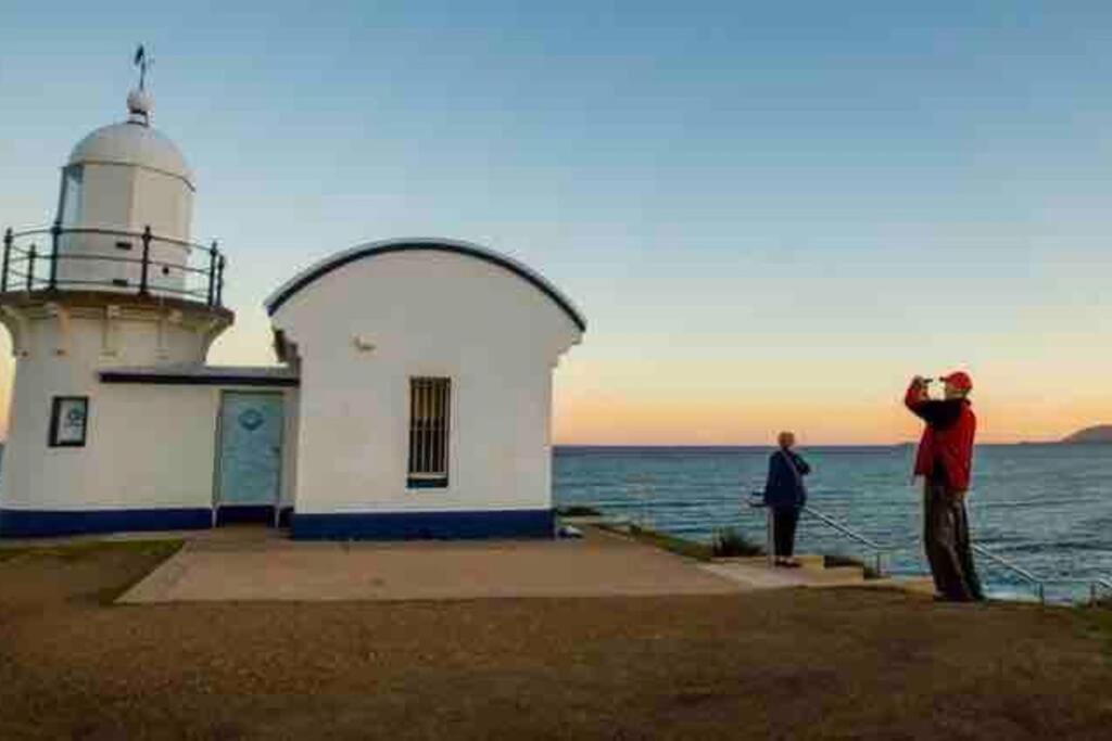 Seaside Serenity~gamesroom~hotspa! Holiday home