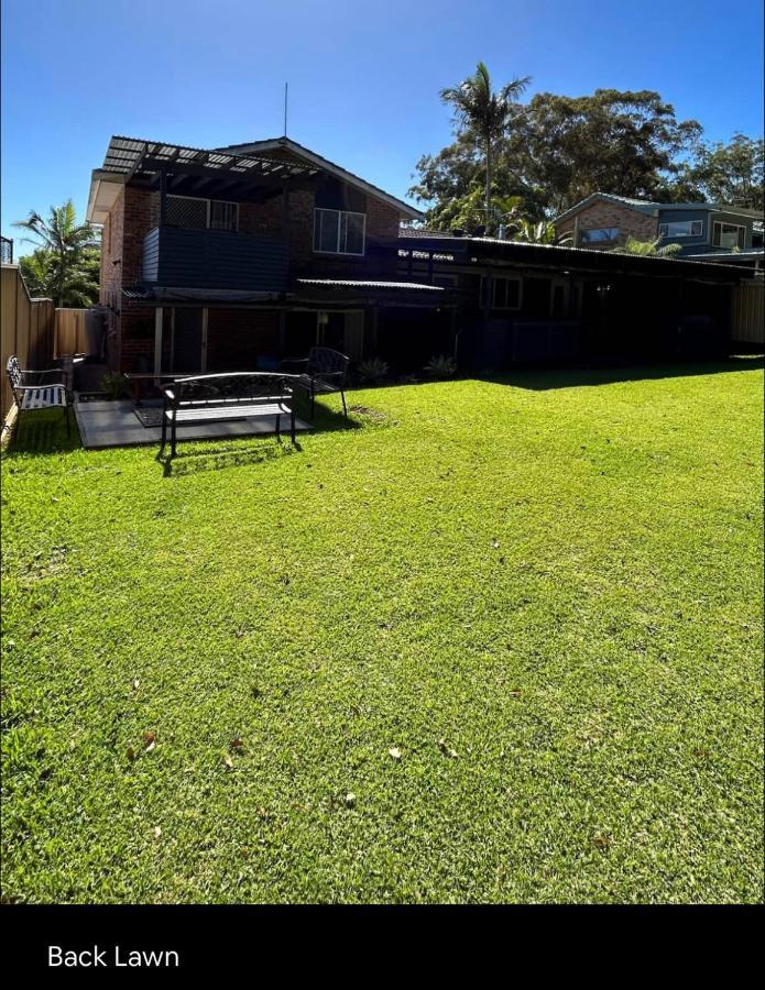 5 Oclock Somewhere 6br Sleeps 18 With Kids Retreat Port Macquarie