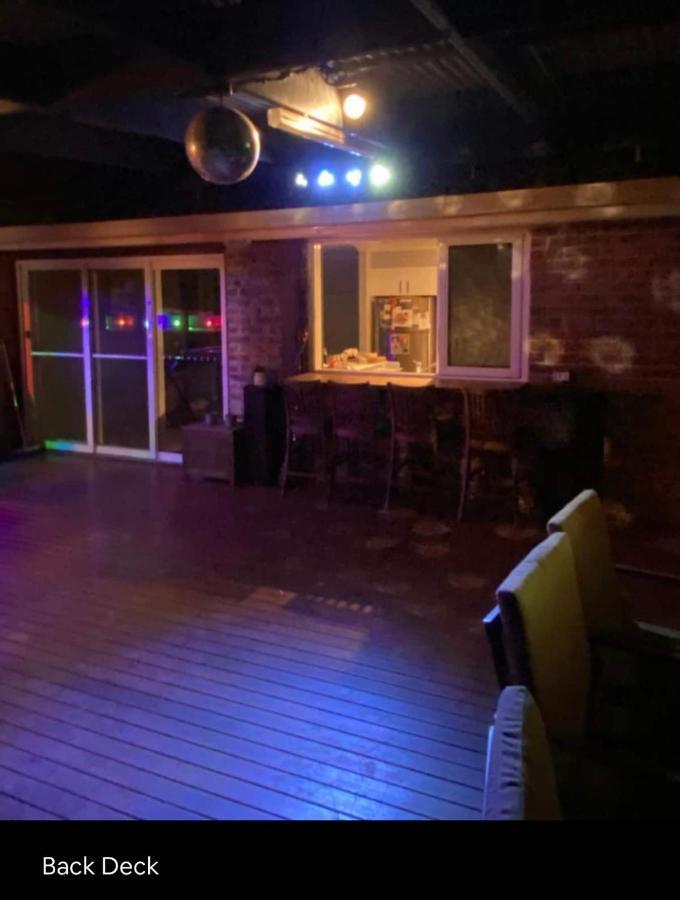 5 Oclock Somewhere 6br Sleeps 18 With Kids Retreat