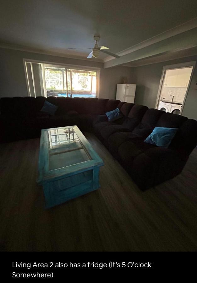 5 Oclock Somewhere 6br Sleeps 18 With Kids Retreat * Port Macquarie