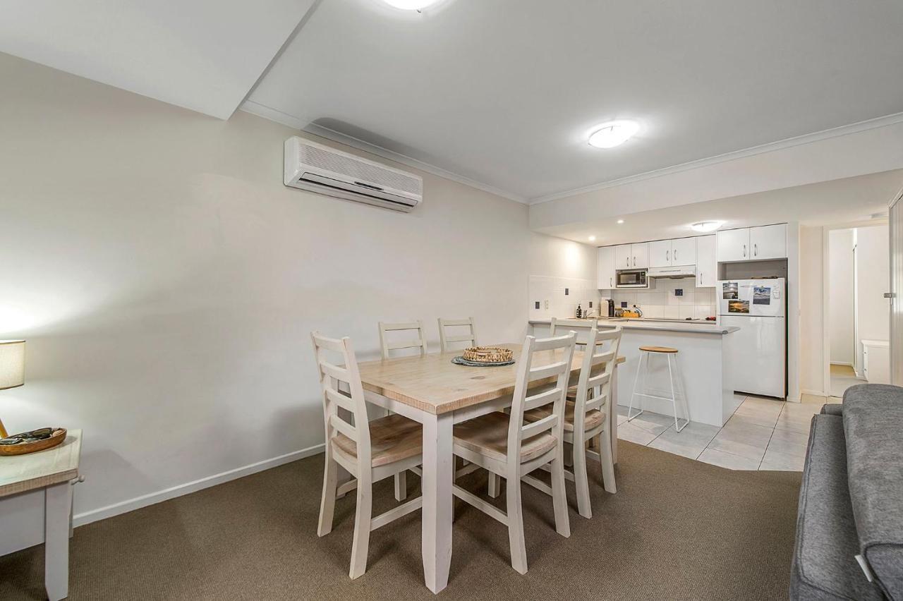 202 South Pacific Unit 20237 Pacific Drive * Port Macquarie