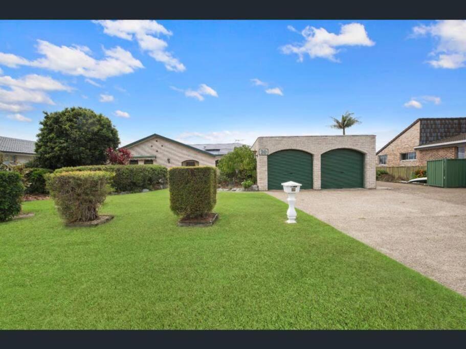 Waterfront Bliss Holiday home
