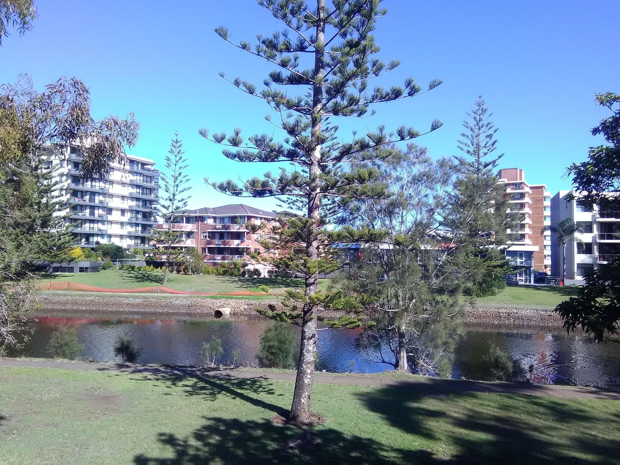 Palm Court Motor Port Macquarie