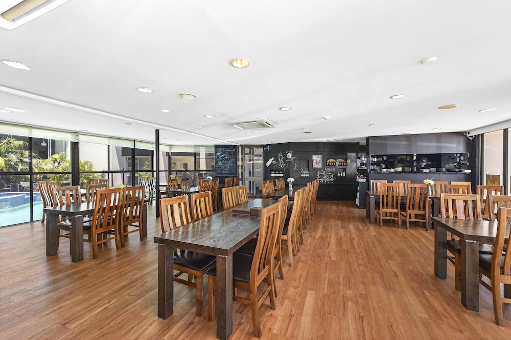 Palm Court Motor Motel Port Macquarie