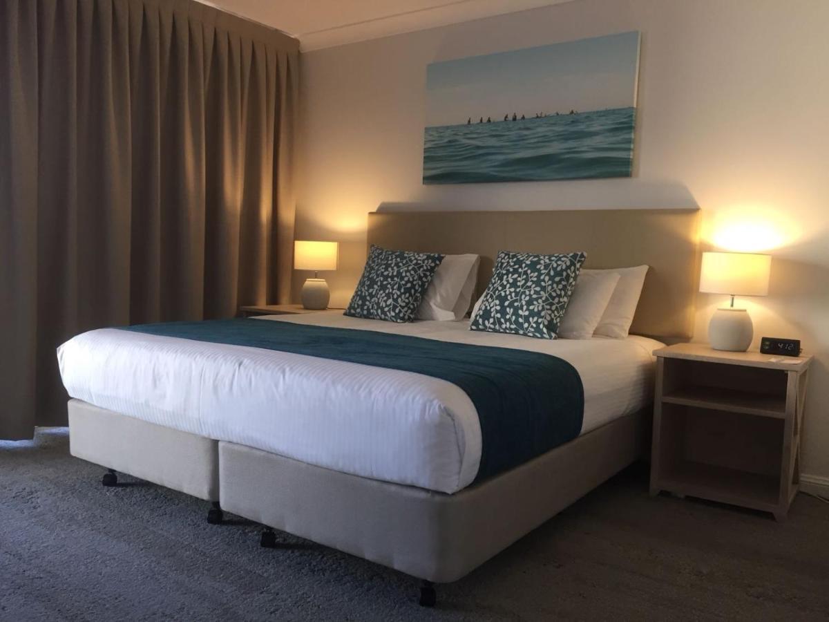 Hotel Club Wyndham 4*