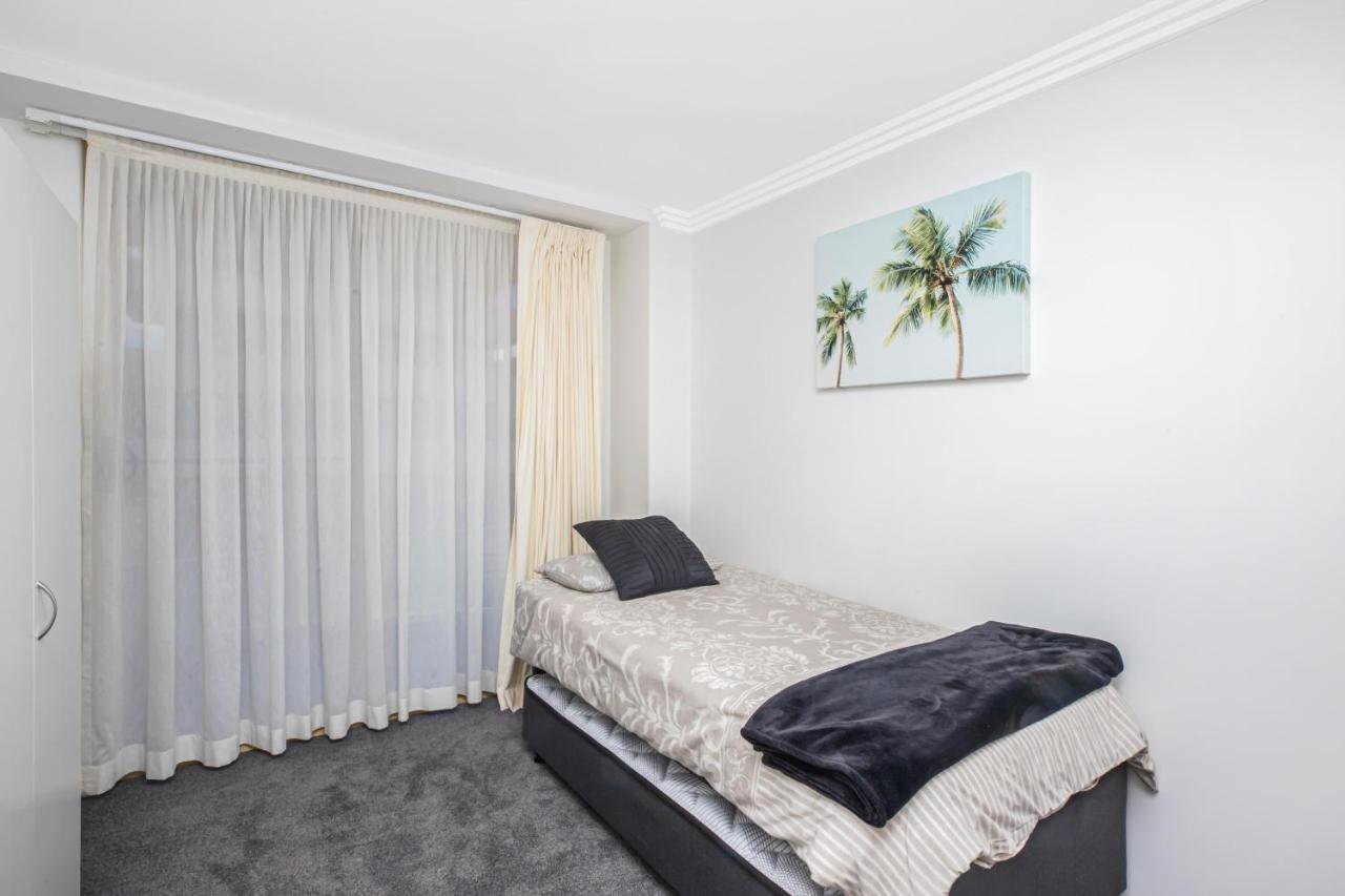 Riviera 203 * Port Macquarie