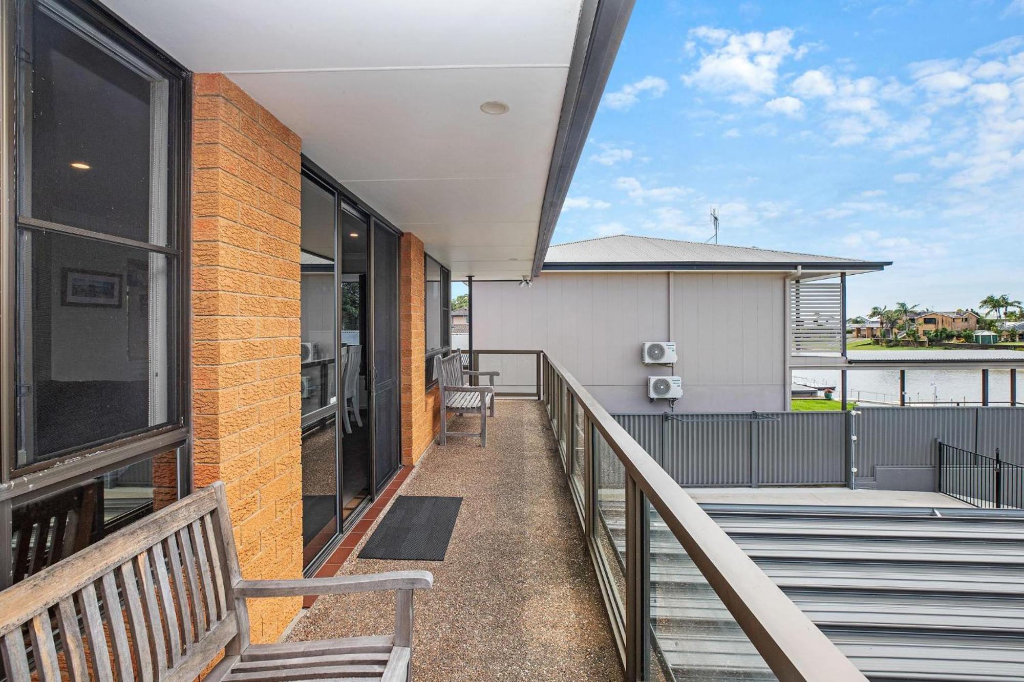 Hibbard 24 Holiday home