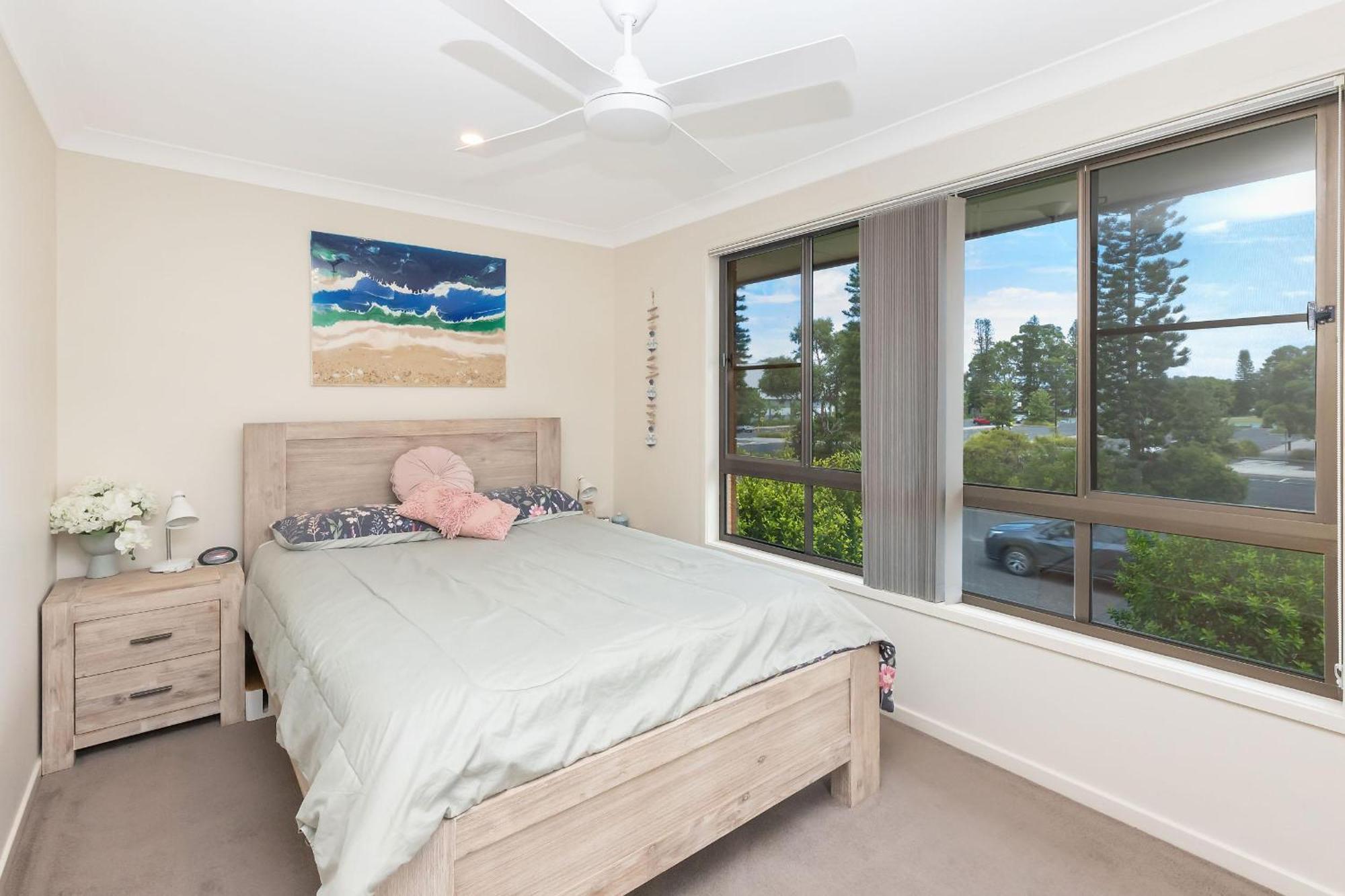 Hibbard 24 Port Macquarie