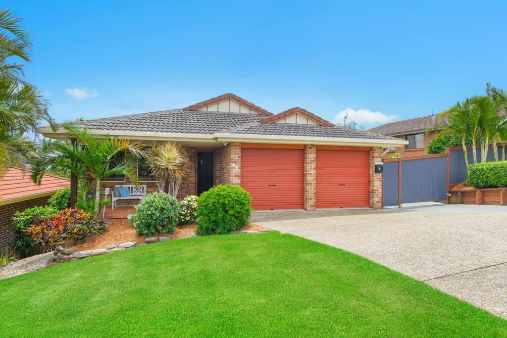 Casa de férias Alkira - Comfy With Pool Port Macquarie