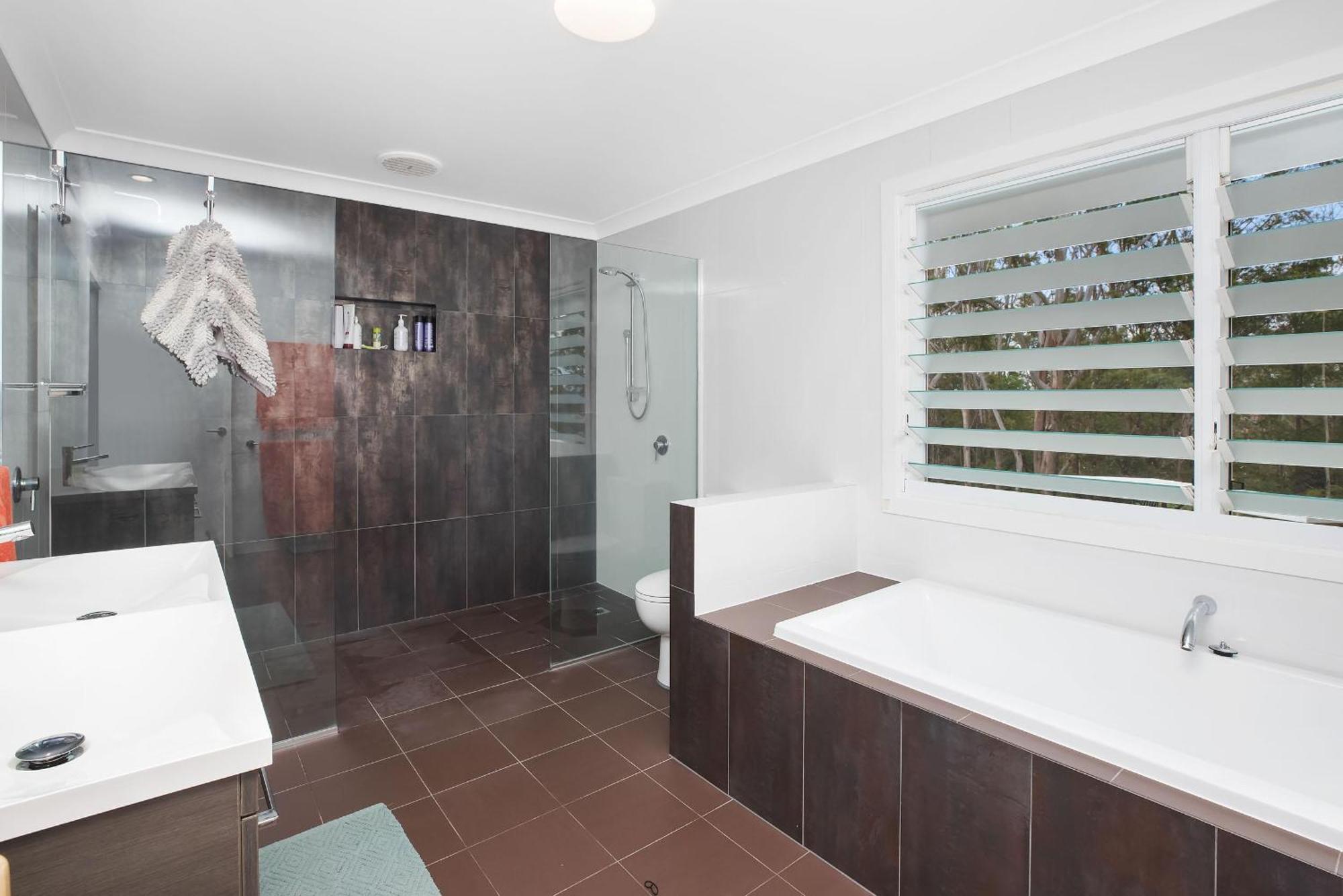 10 Marsden Crescent *
