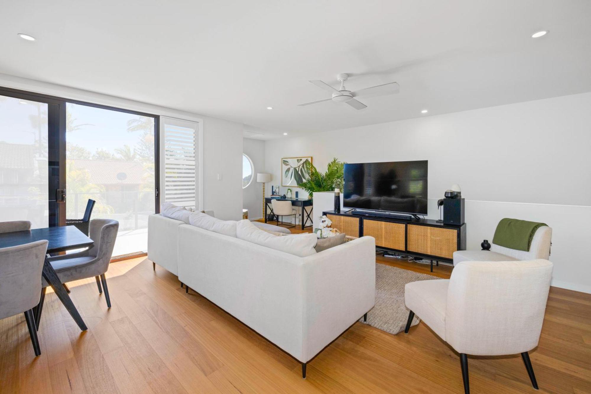 Ocean Escape * Port Macquarie