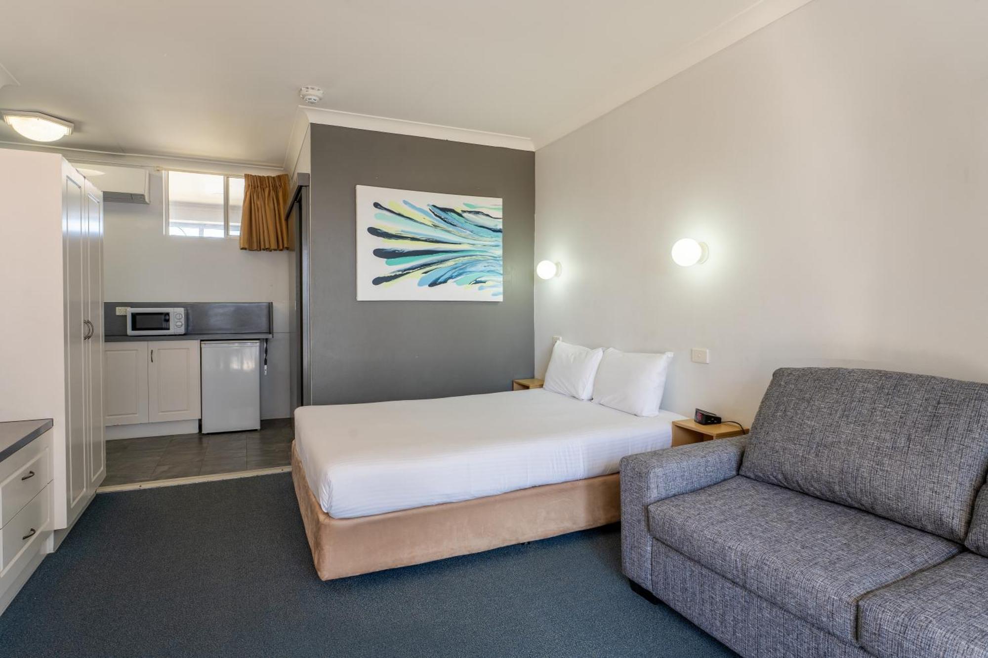 Port Aloha 3*